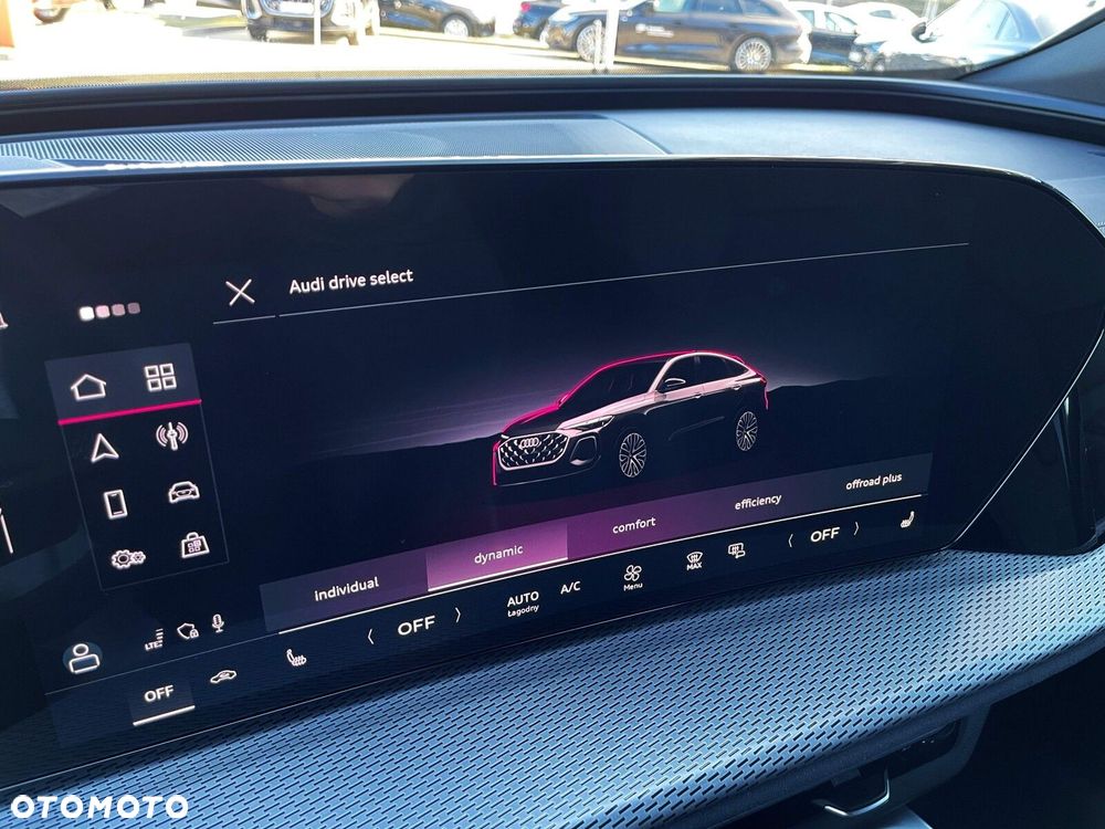 Audi Q5 Sportback - 29