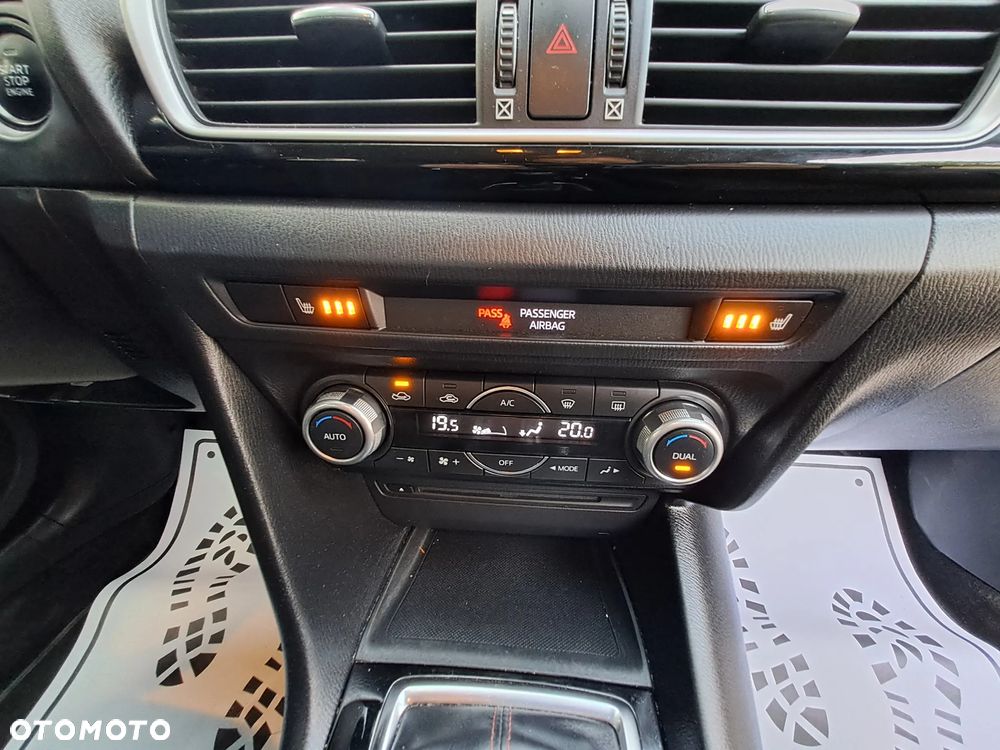 Mazda 3 - 11