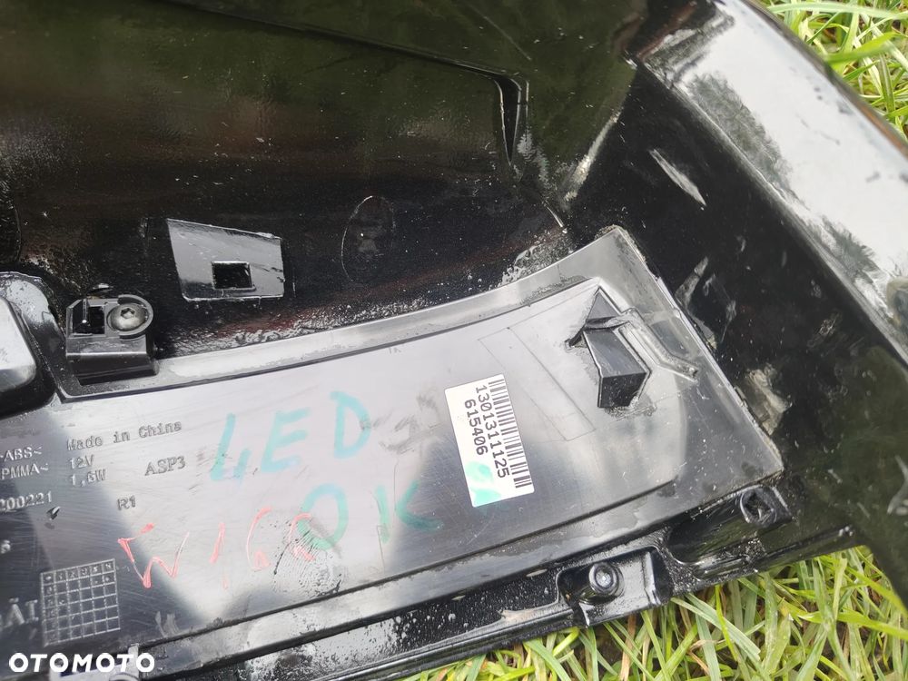 OBUDOWA Lusterka Kierunkowskaz MERCEDES ML W164 LIFT w166 197 - 5