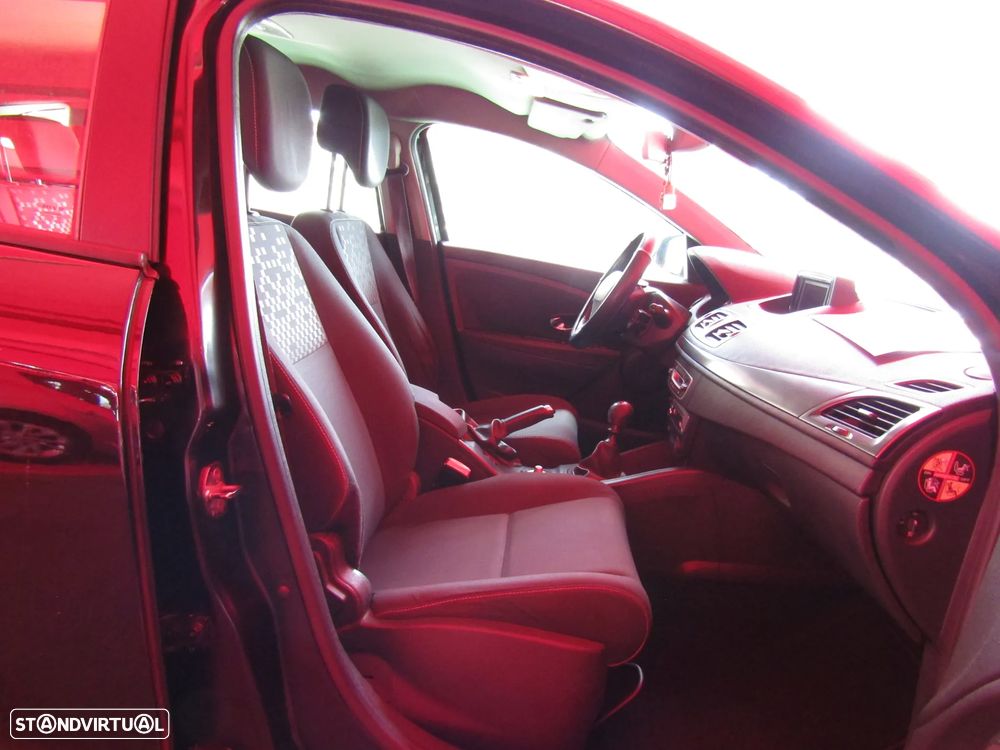Renault Mégane Sport Tourer 1.5 dCi Dynamique S SS - 10