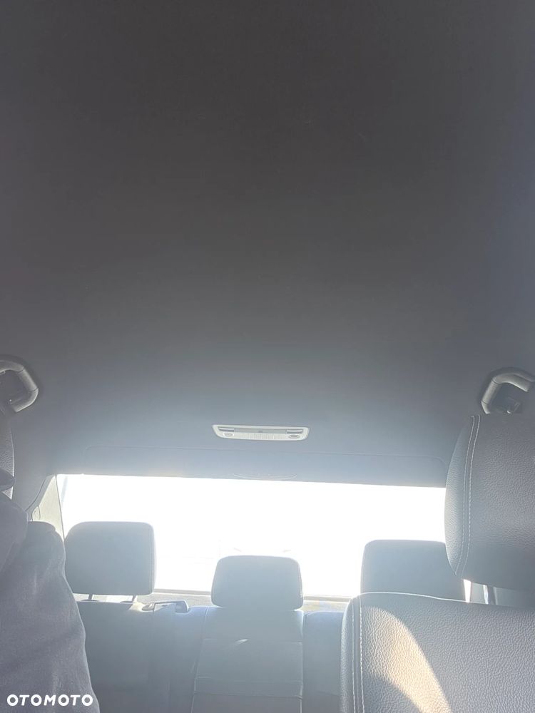 Mercedes-Benz Klasa E 220 BlueTEC 4Matic 7G-TRONIC Edition - 12