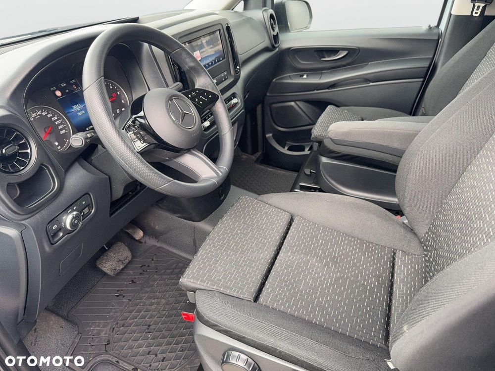 Mercedes-Benz Vito - 11