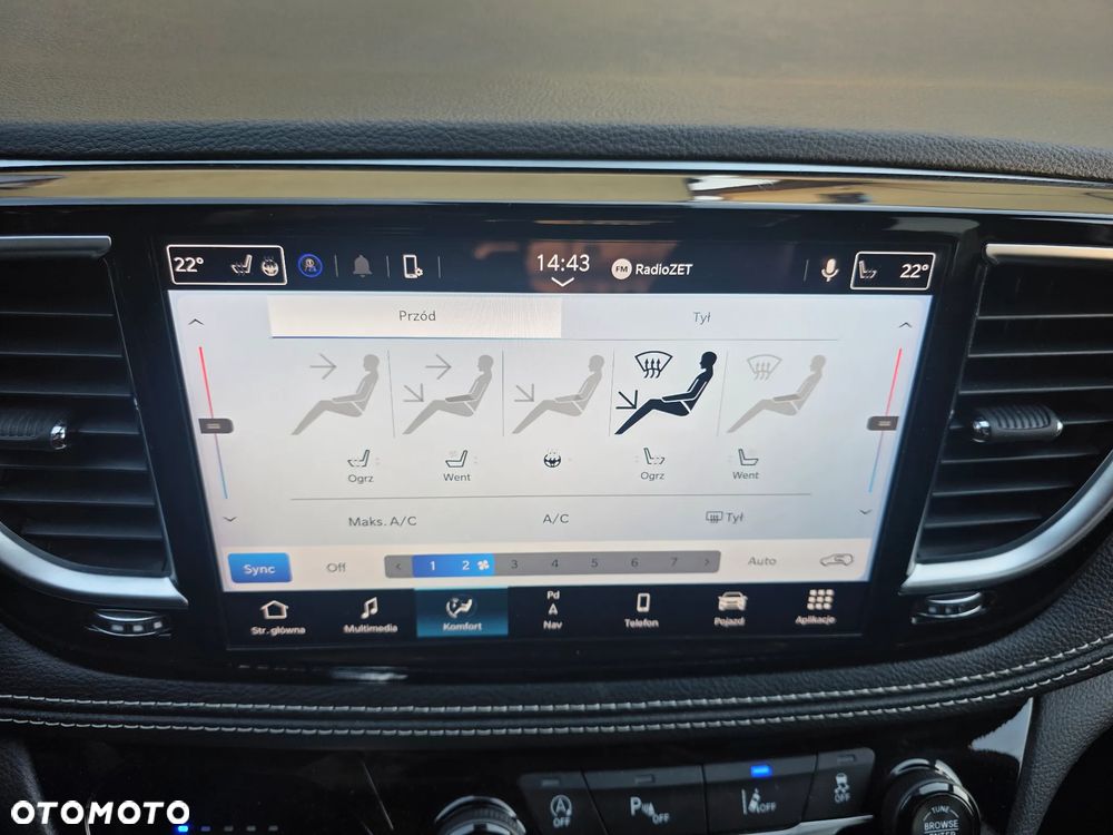 Chrysler Pacifica - 27