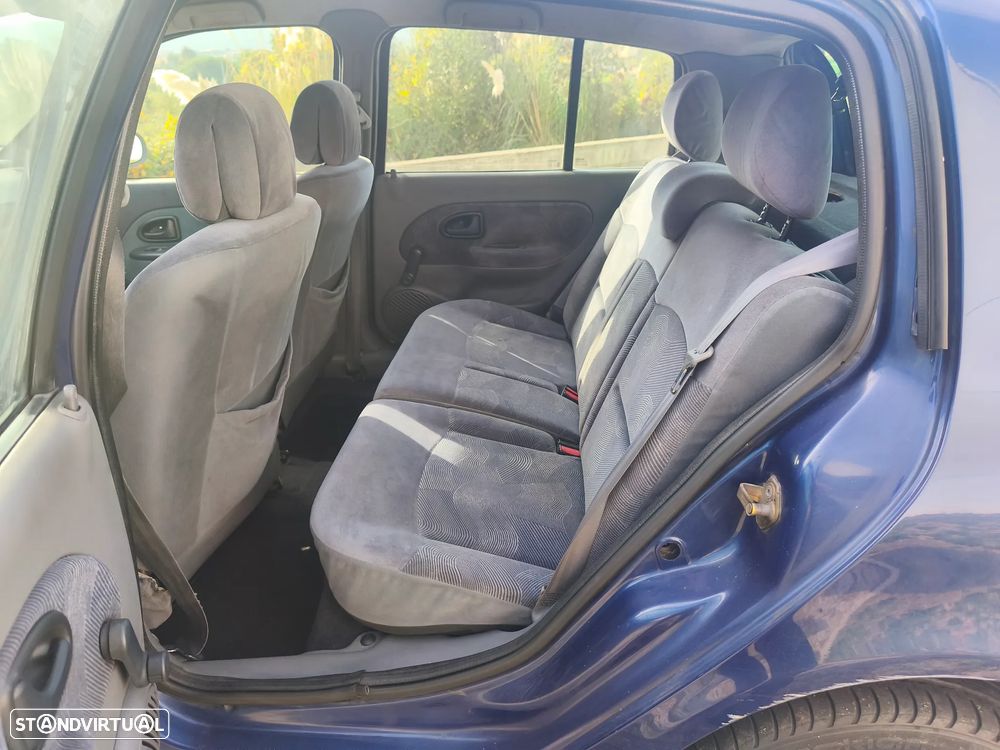 Renault Clio 1.9 D RN - 7