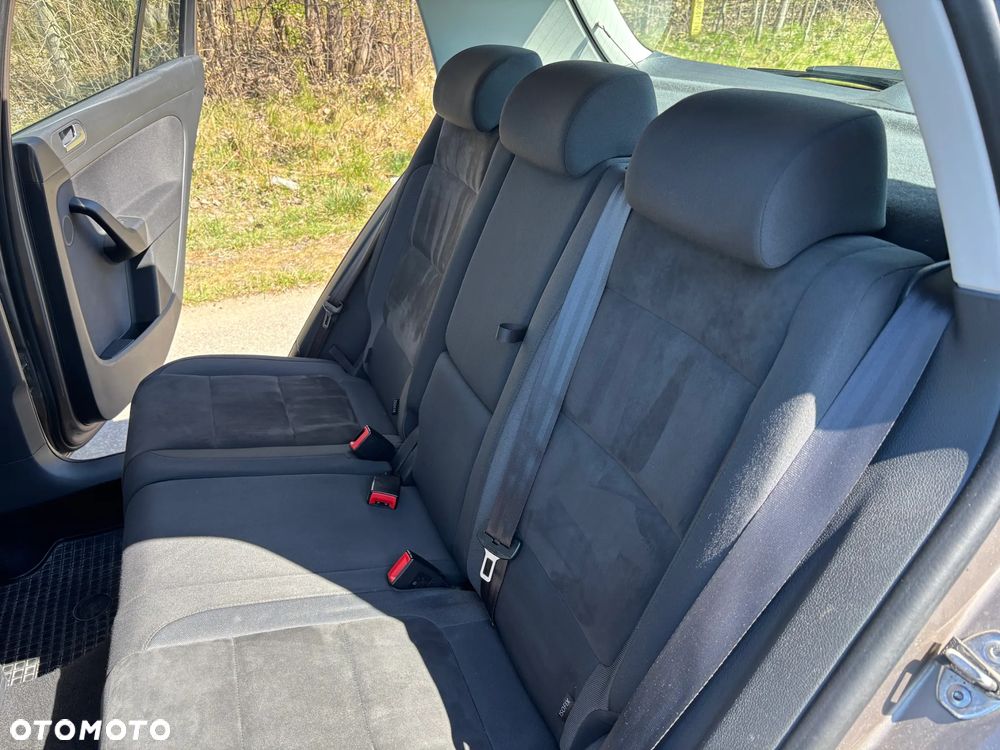 Volkswagen Golf Plus 1.2 TSI Highline - 17