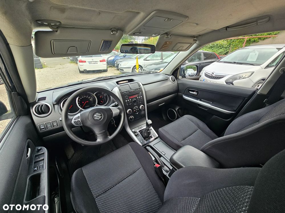 Suzuki Grand Vitara 2.0 Comfort - 9