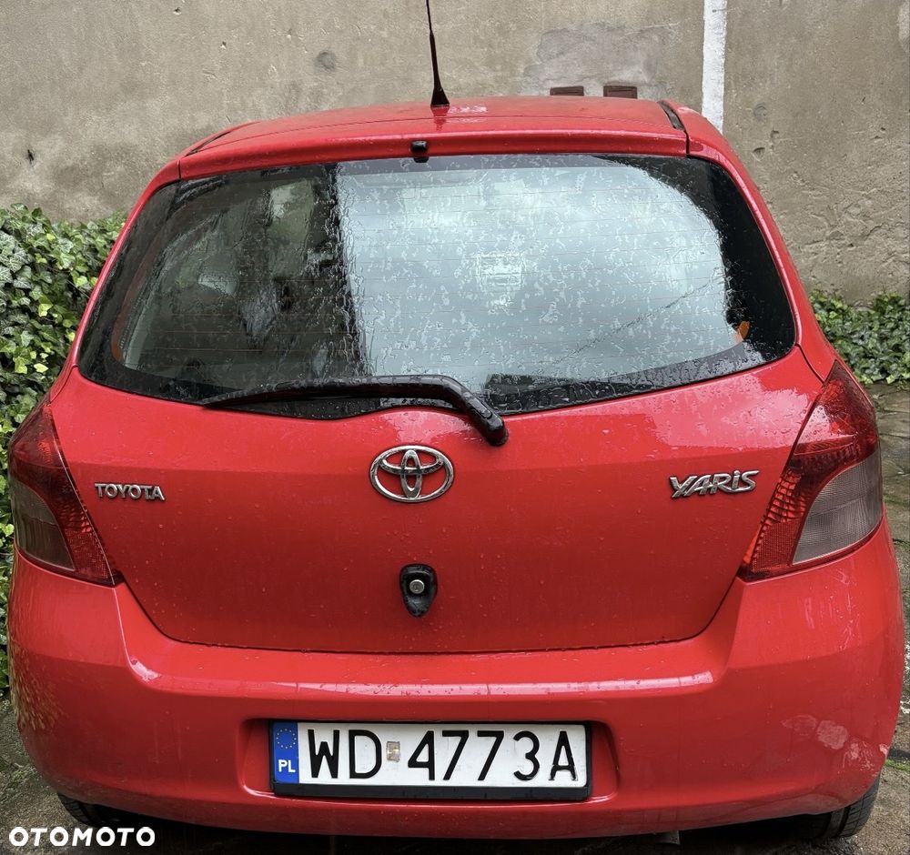 Toyota Yaris 1.0 Luna - 3