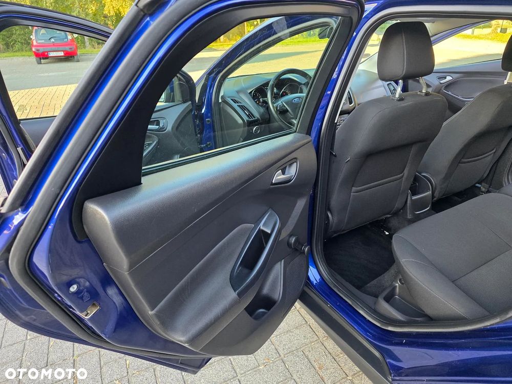 Ford Focus 1.0 EcoBoost Trend - 21