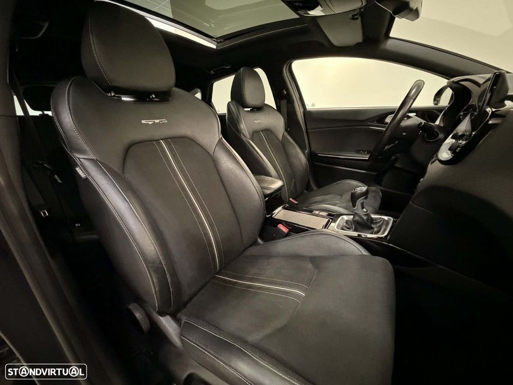 Kia ProCeed 1.6 CRDi GT Line - 14