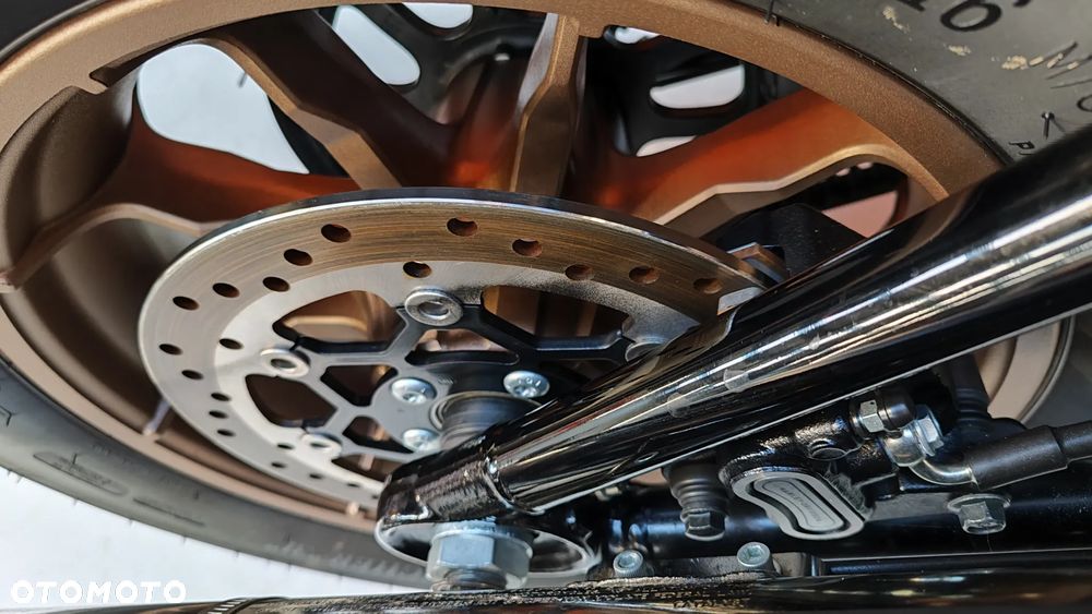 Harley-Davidson Dyna Low Rider - 18