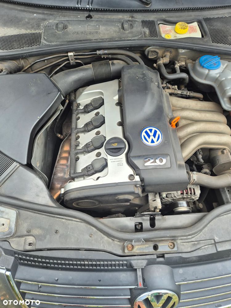 Volkswagen Passat 2.0 5V Comfortline - 6