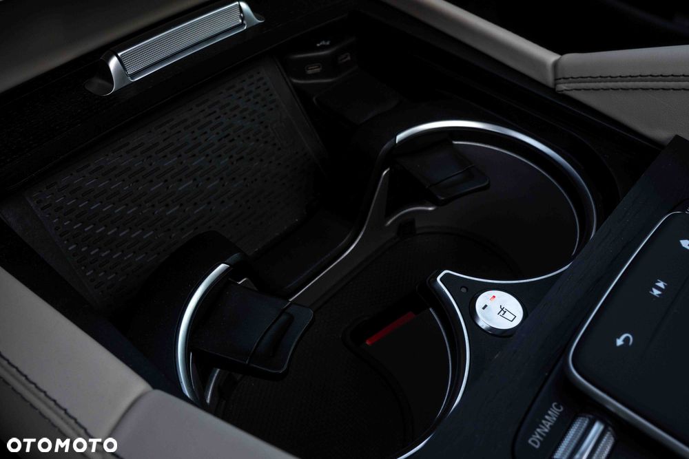 Mercedes-Benz GLE AMG 53 4-Matic Premium Plus - 25