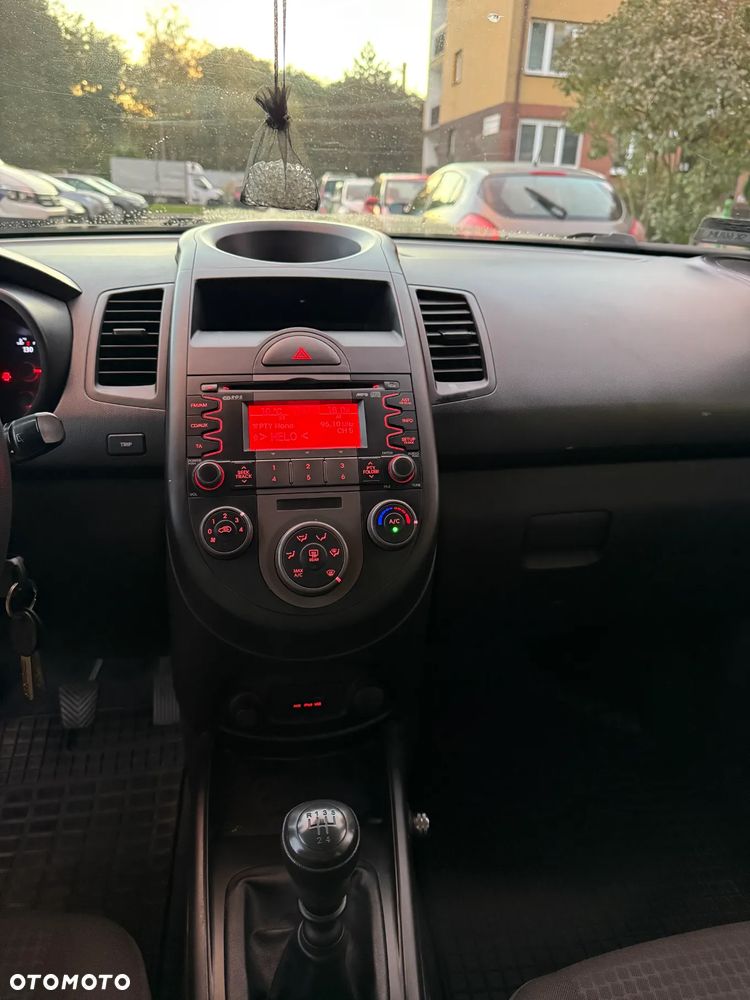 Kia Soul 1.6 CRDi M - 16
