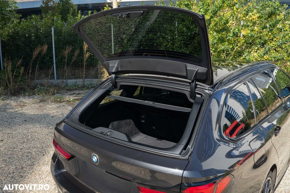 BMW Seria 5 520d AT MHEV - 33