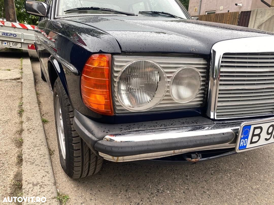 Mercedes-Benz W201 - 21