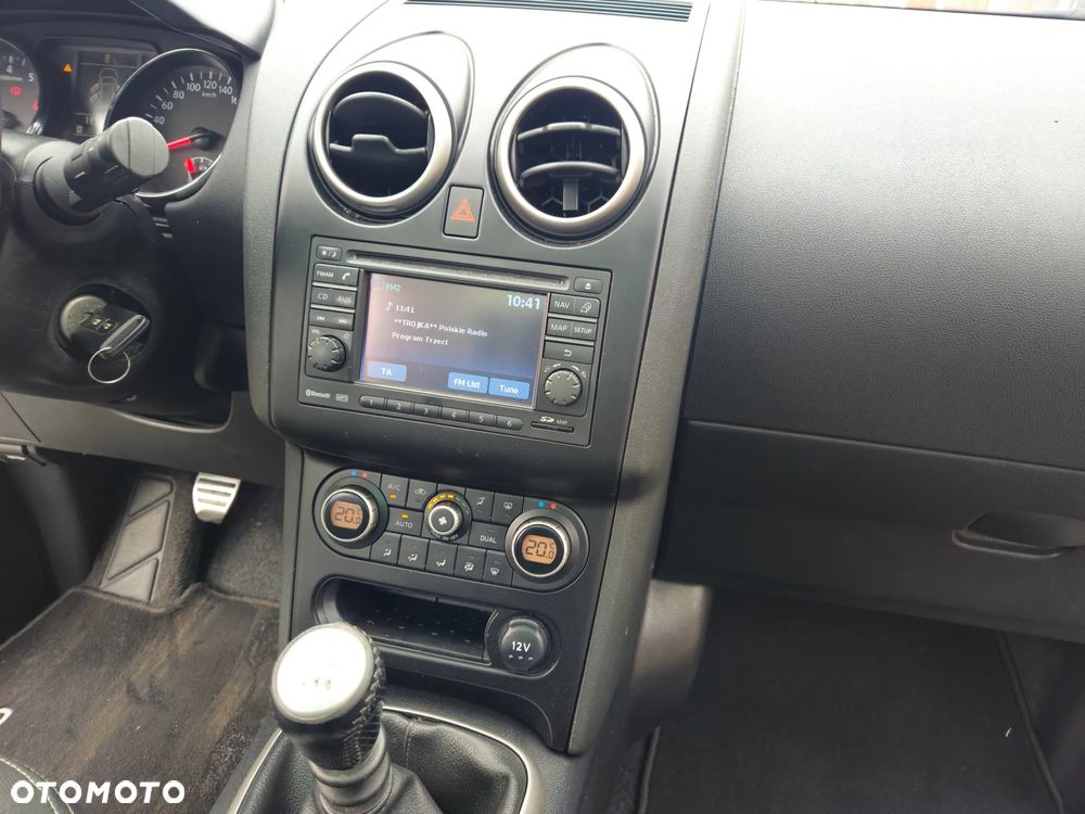 Nissan Qashqai - 15