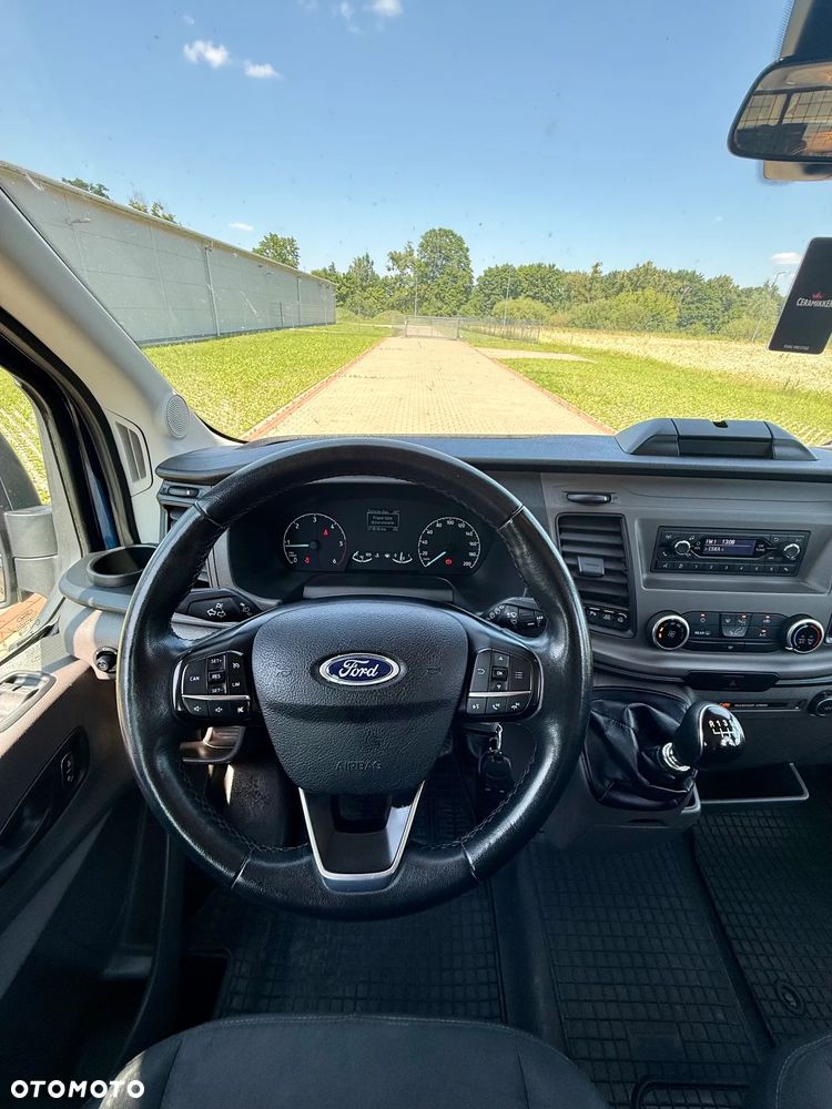 Ford Transit - 12