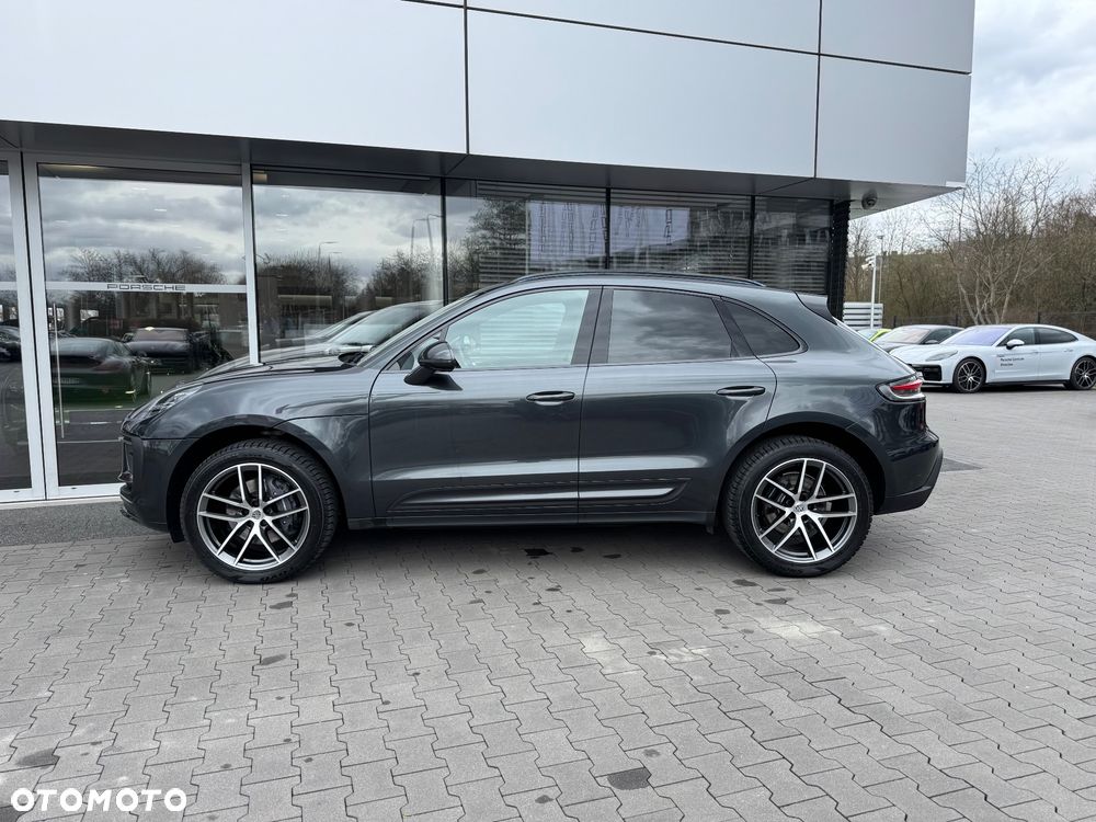 Porsche Macan Standard - 4