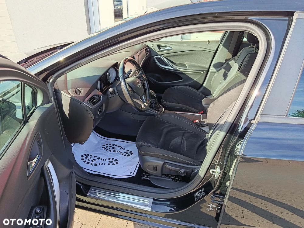 Opel Astra 1.6 D (CDTI) Dynamic - 21