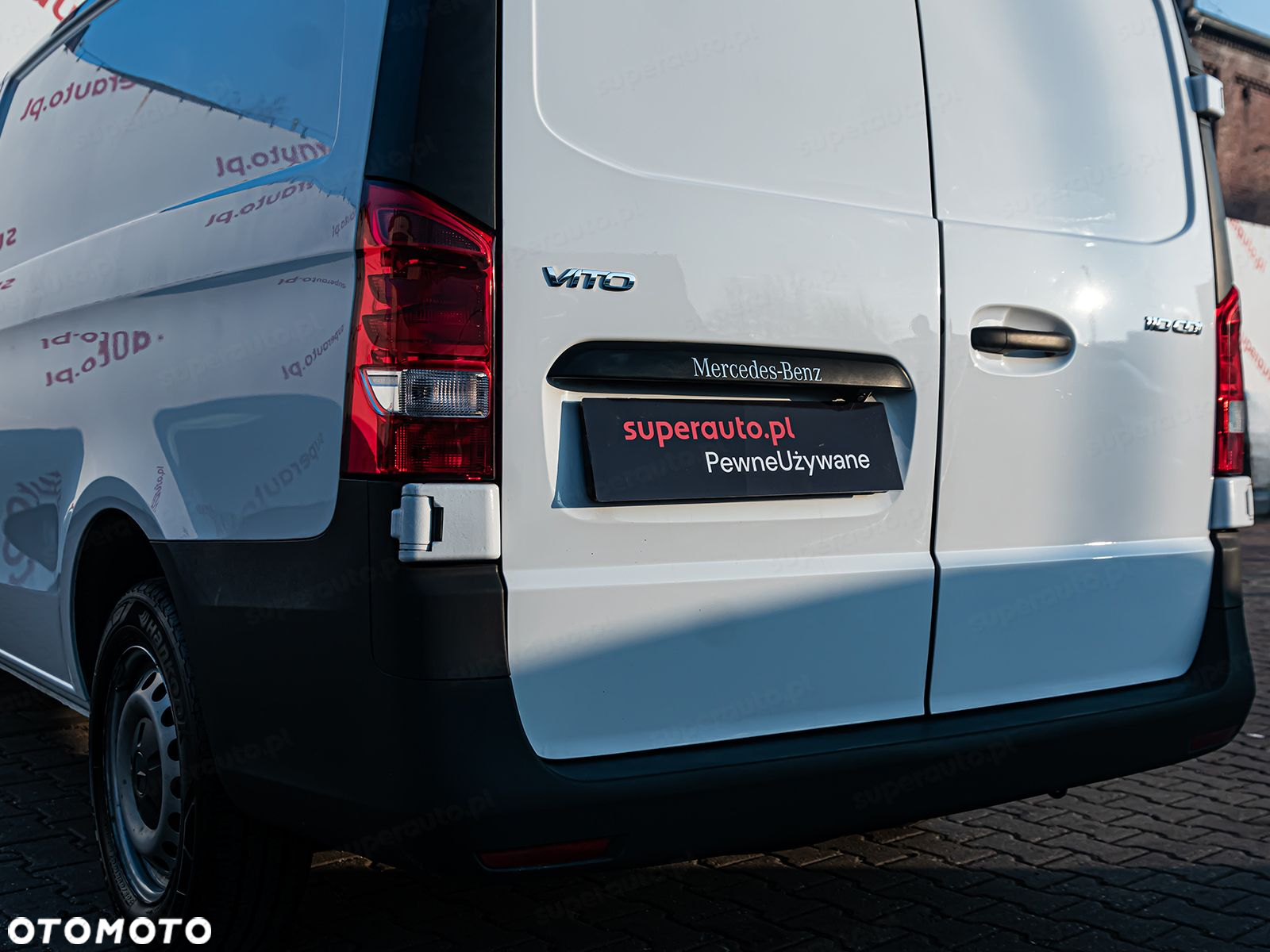 Mercedes-Benz Vito - 11