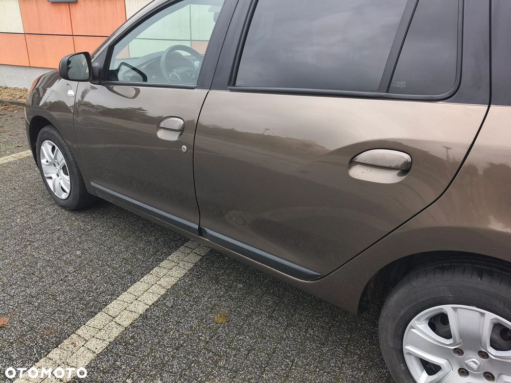 Dacia Logan TCe 90 Prestige - 29