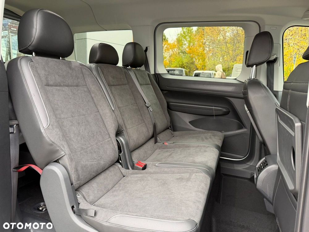 Volkswagen Caddy Maxi Style 2,0 TDI 90 kW DSG - 13