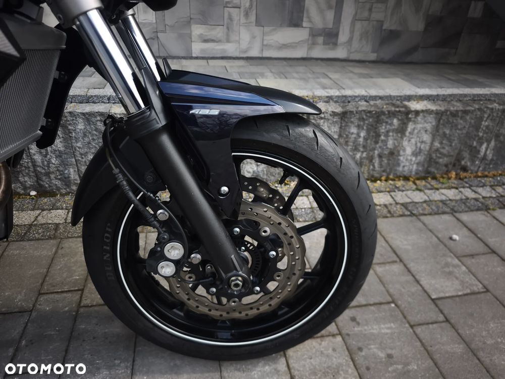 Yamaha MT - 7