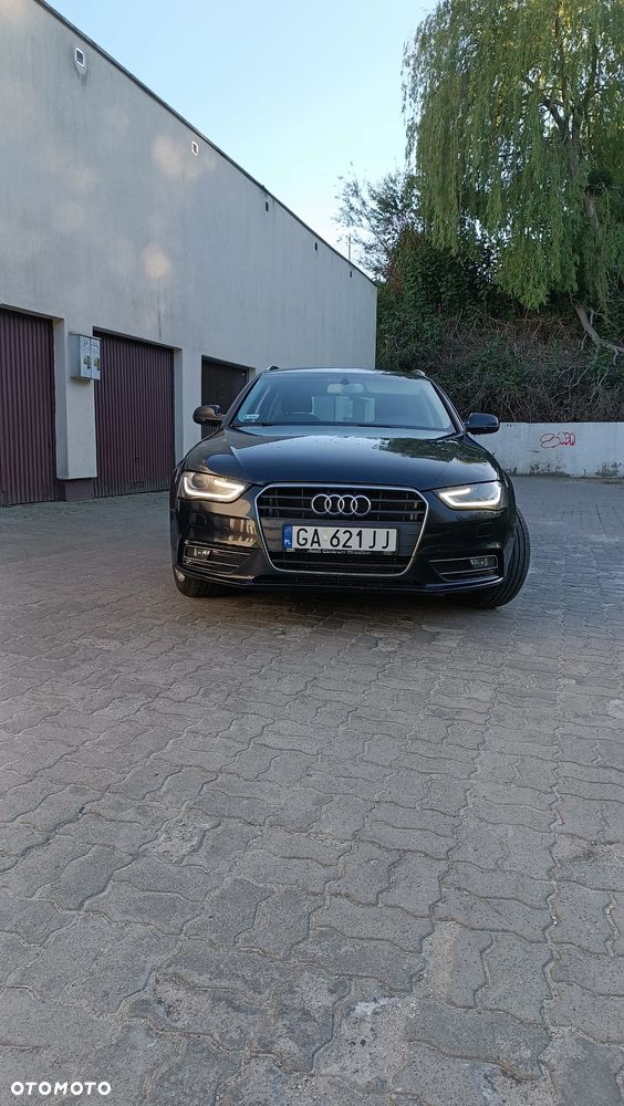 Audi A4 Avant 2.0 TDI - 9