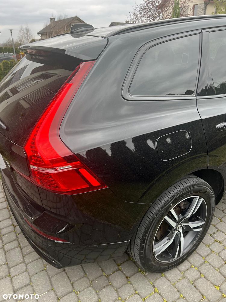 Volvo XC 60 T6 Plug-In Hybrid AWD Plus Dark - 8