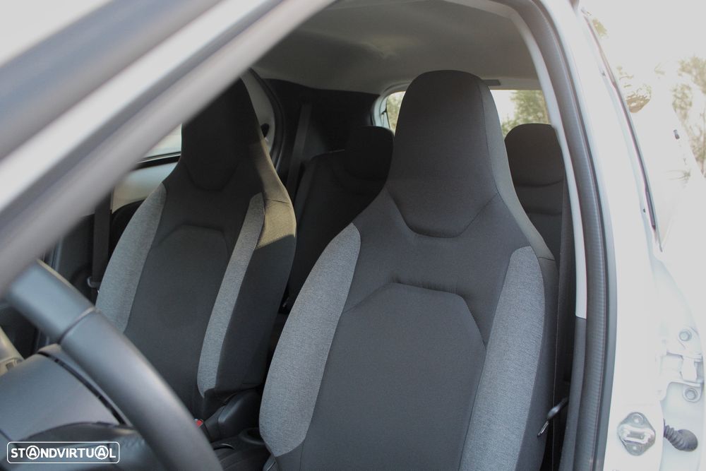 Toyota Aygo X 1.0 Play - 39