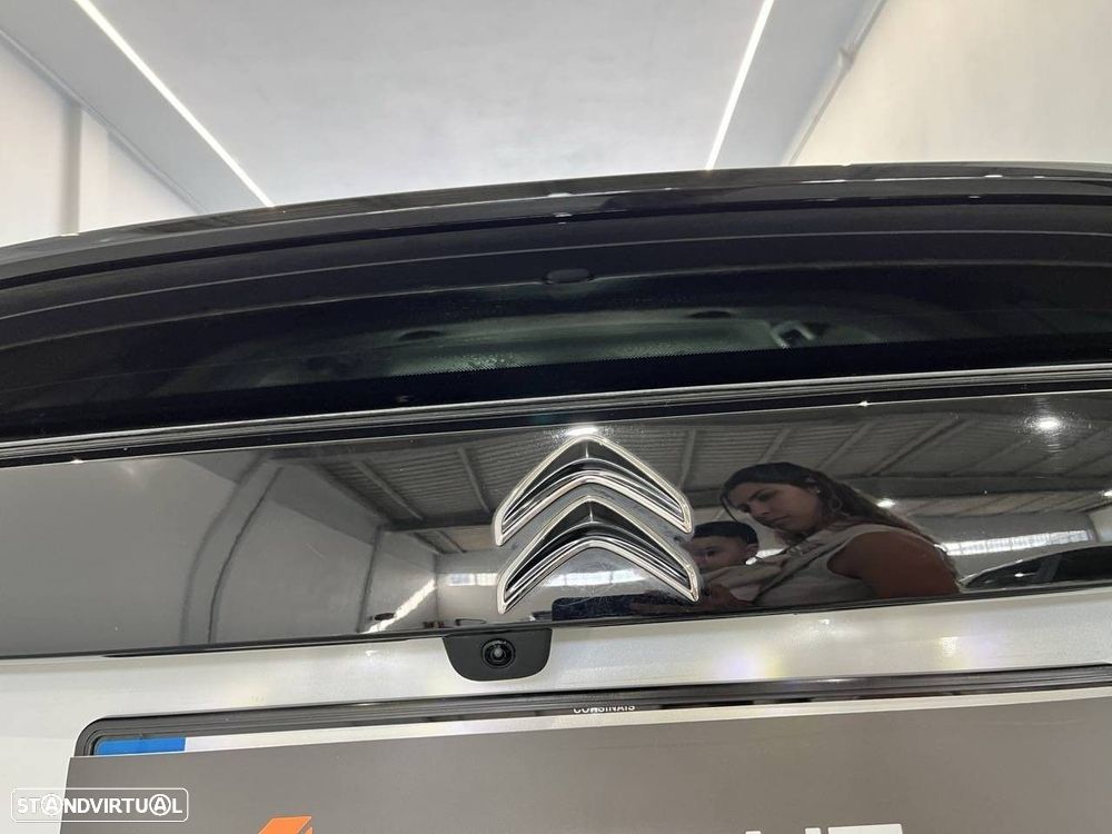 Citroën e-C4 50 kWh Shine - 13