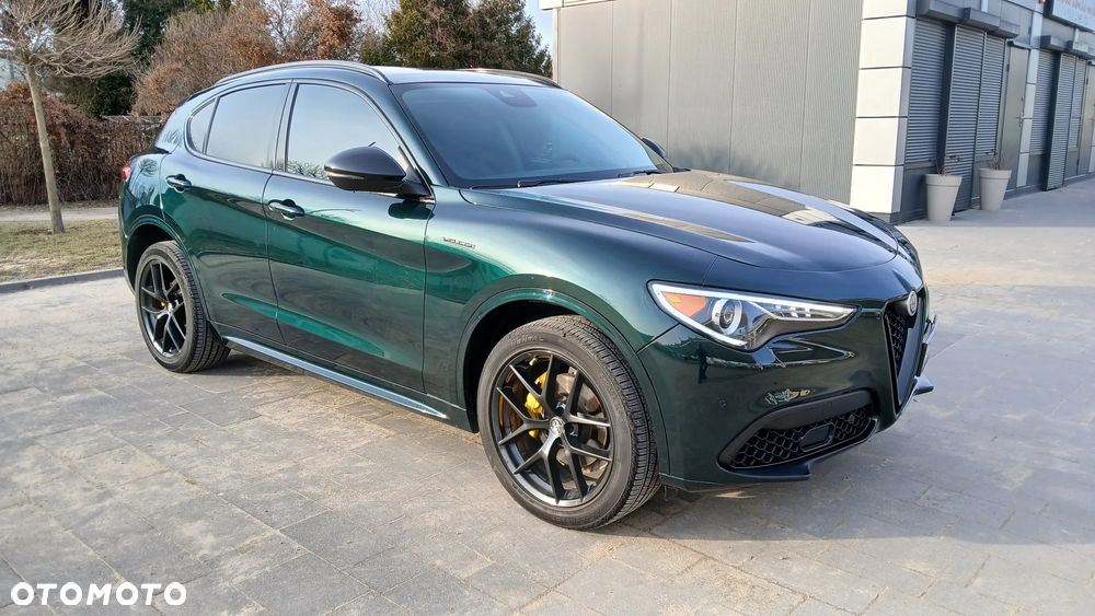 Alfa Romeo Stelvio 2.0 Turbo 16V AT8-Q4 Ti - 9