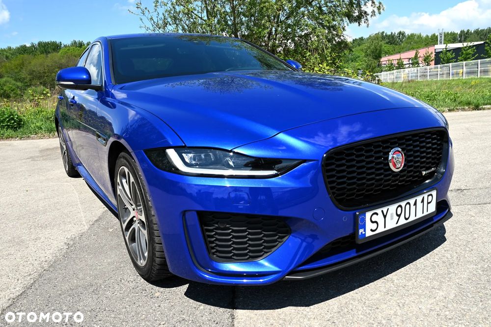 Jaguar XE - 6