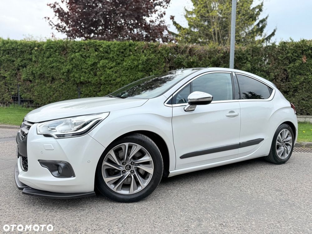 Citroën DS4 HDi 165 SoChic - 15