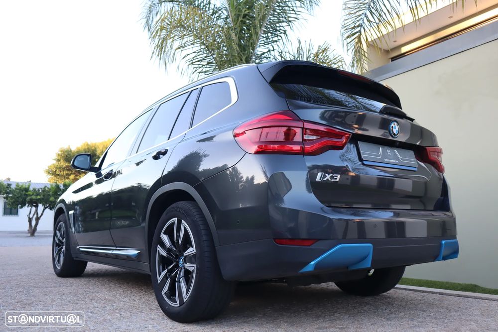 BMW iX3 Inspiring - 46