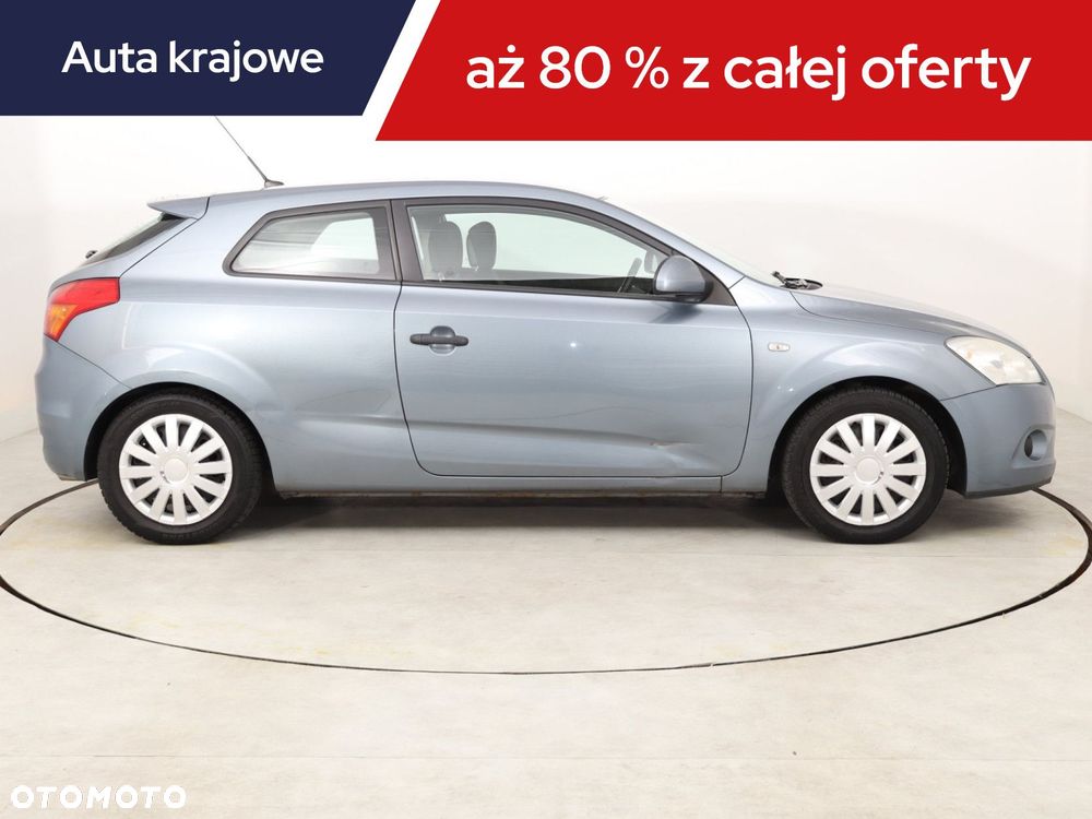 Kia ProCeed - 8