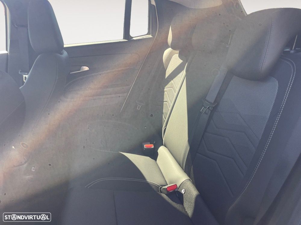 Jeep Avenger 1.2 GSE T3 Summit - 13