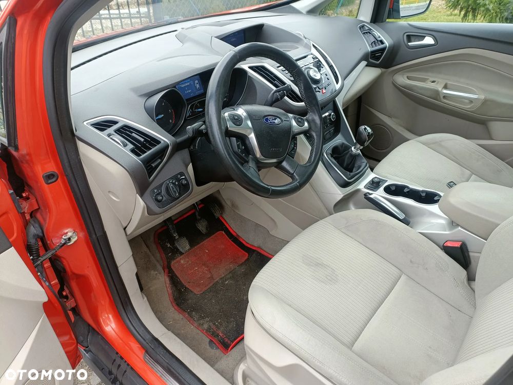 Ford Grand C-MAX - 14