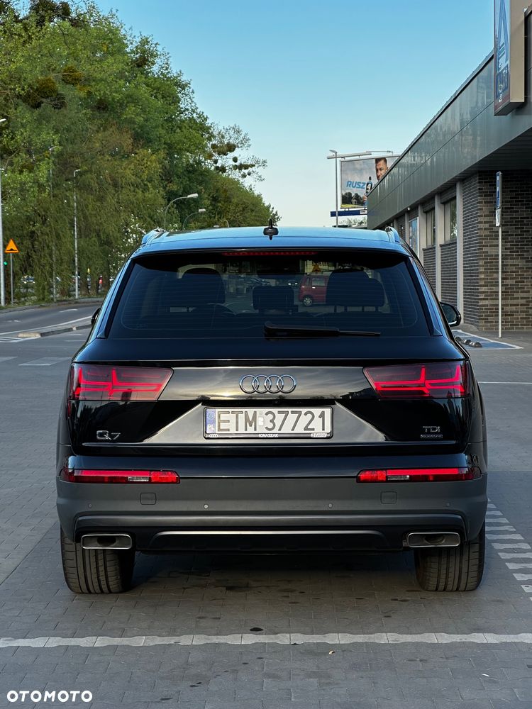 Audi Q7 - 8
