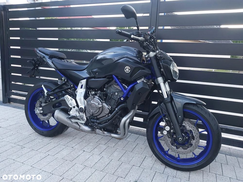 Yamaha MT - 6