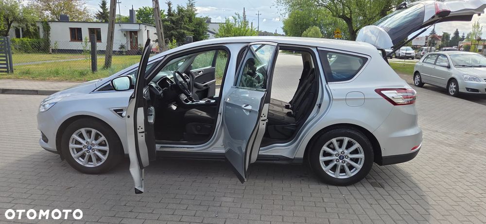 Ford S-Max 2.0 TDCi Titanium PowerShift - 34
