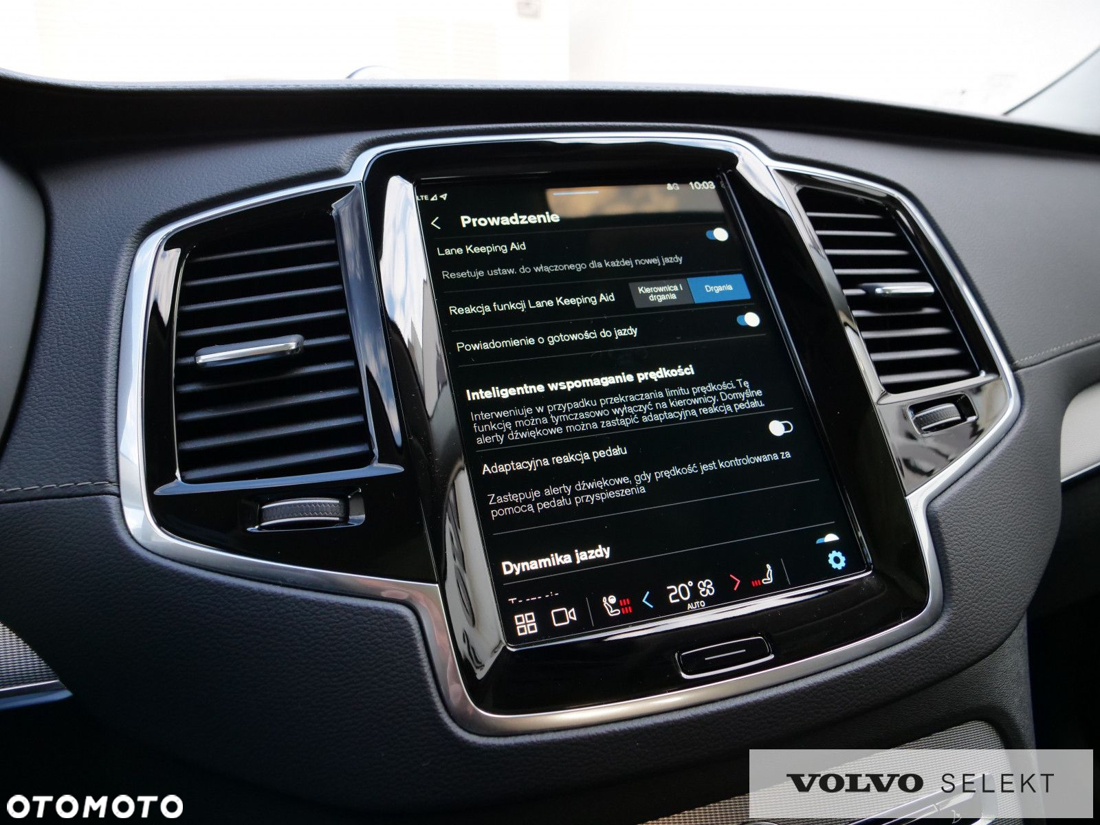Volvo XC 90 - 31