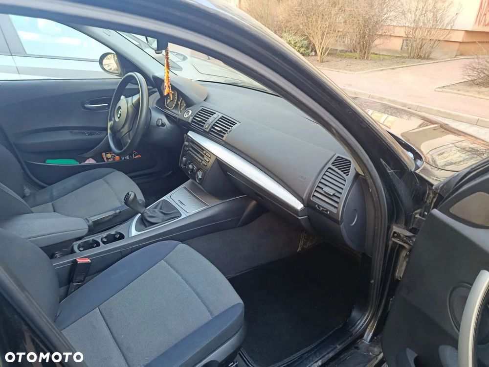BMW Seria 1 - 16