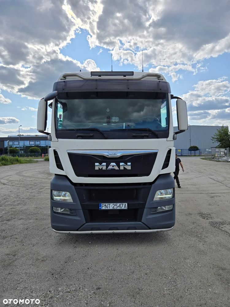 MAN TGX - 8