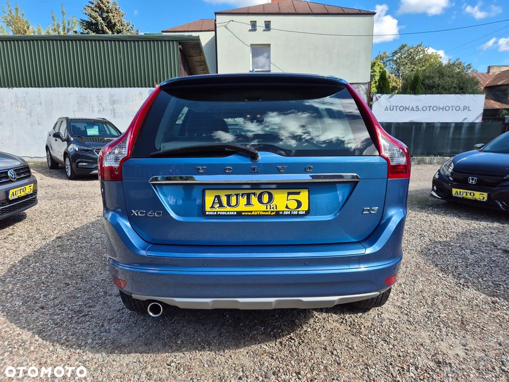 Volvo XC 60 D3 Momentum Pro - 8