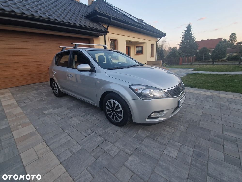 Kia Ceed 1.6 Crdi M - 3