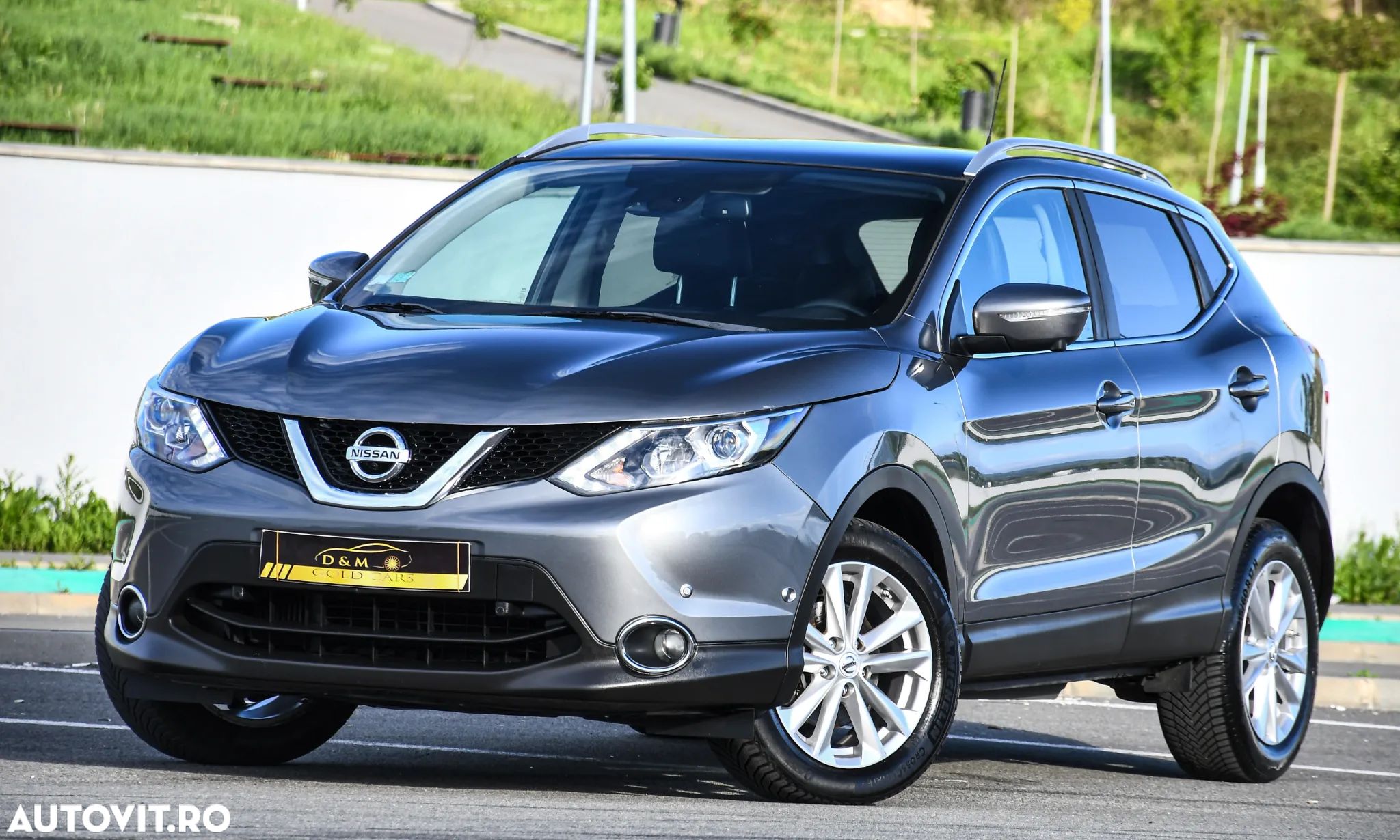Nissan Qashqai 1.5 DCI Start/Stop N-Connecta - 1