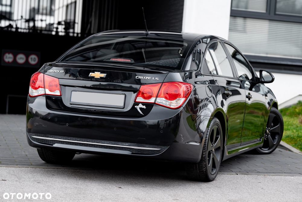 Chevrolet Cruze 1.8 LT - 12