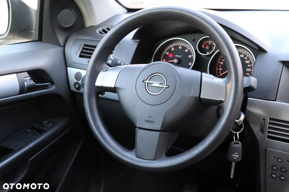 Opel Astra - 27