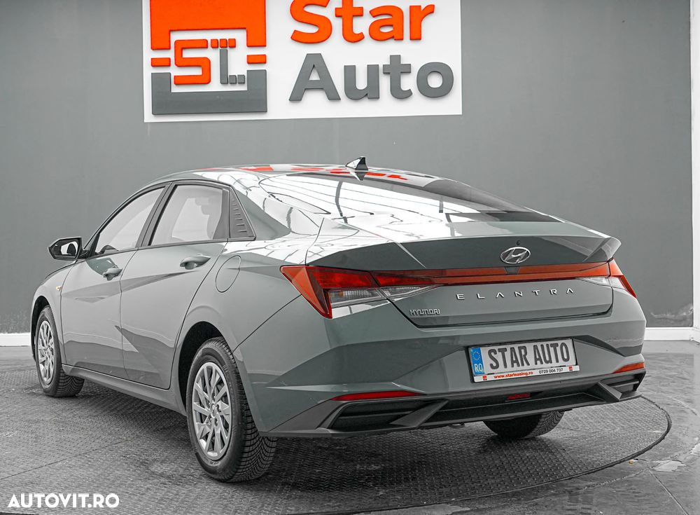 Hyundai Elantra 1.6 l 123 CP CVT Exclusive Navi - 5